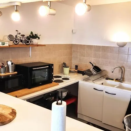 Au Coeur De - Iris Apartment